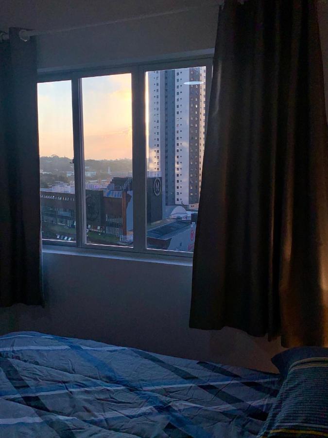 707- Apartamento Encantador, Amplo E Decorado, Quarto, Sala, Cozinha, Mobiliario Moderno, Cozinha Completa Com Utensilios , Excelente Vista Da Cidade E Localizacao Privelegiada No Bairro Bigorrilho Curitiba Buitenkant foto
