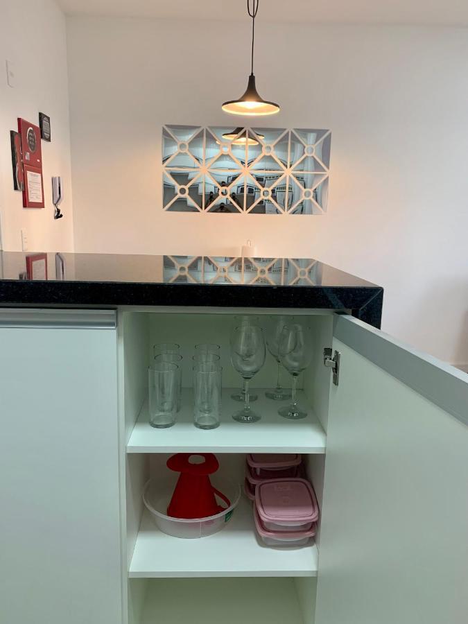 707- Apartamento Encantador, Amplo E Decorado, Quarto, Sala, Cozinha, Mobiliario Moderno, Cozinha Completa Com Utensilios , Excelente Vista Da Cidade E Localizacao Privelegiada No Bairro Bigorrilho Curitiba Buitenkant foto