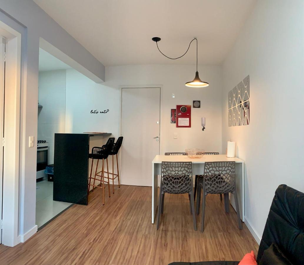 707- Apartamento Encantador, Amplo E Decorado, Quarto, Sala, Cozinha, Mobiliario Moderno, Cozinha Completa Com Utensilios , Excelente Vista Da Cidade E Localizacao Privelegiada No Bairro Bigorrilho Curitiba Buitenkant foto